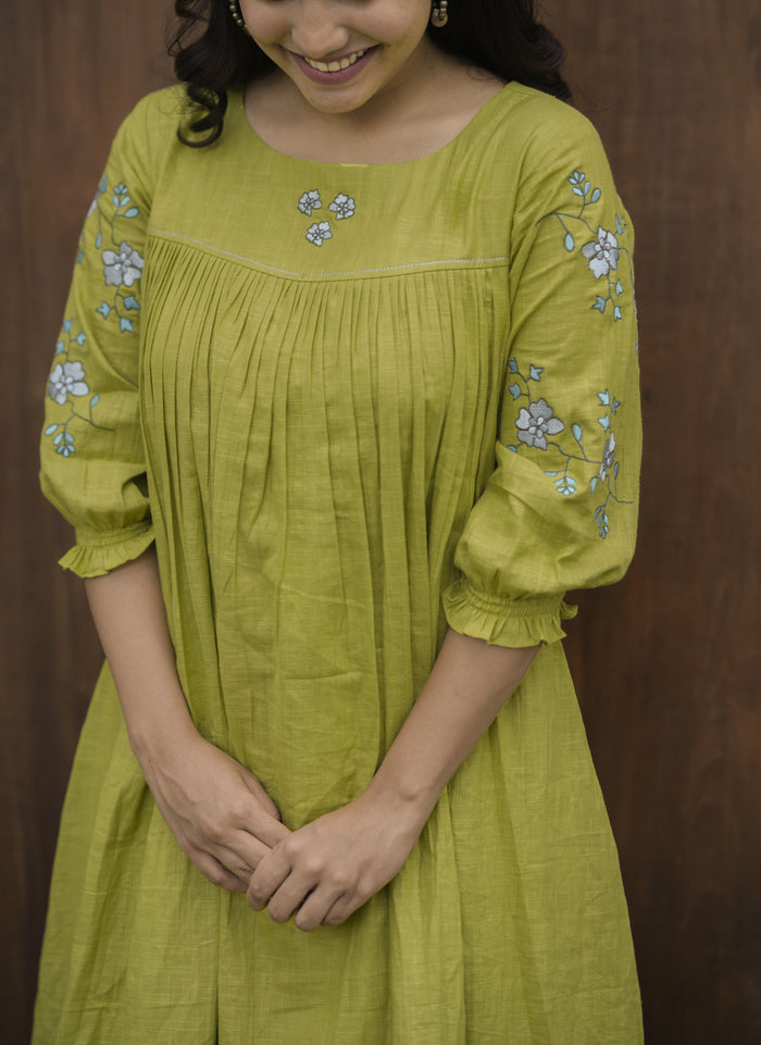 Sheen green cotton flex kurti with floral embroidery detailings MBS-716 **Ready to dispatch**