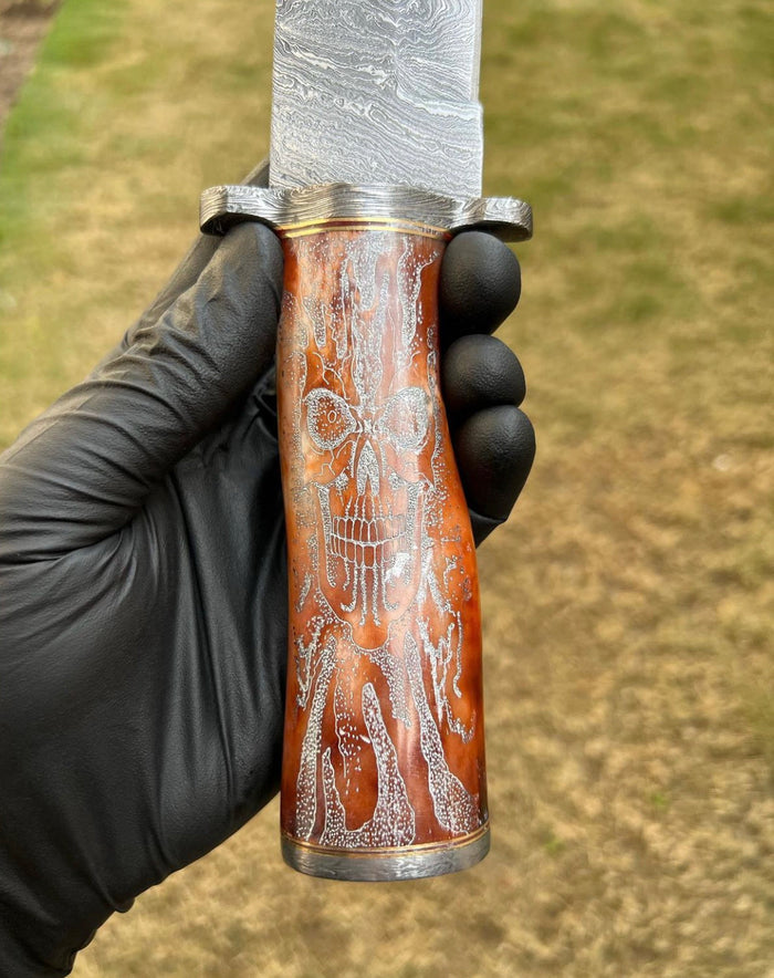 Skull Handle-Handmade Damascus Hunting Camping Knife cskforged