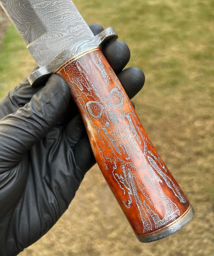 Skull Handle-Handmade Damascus Hunting Camping Knife cskforged