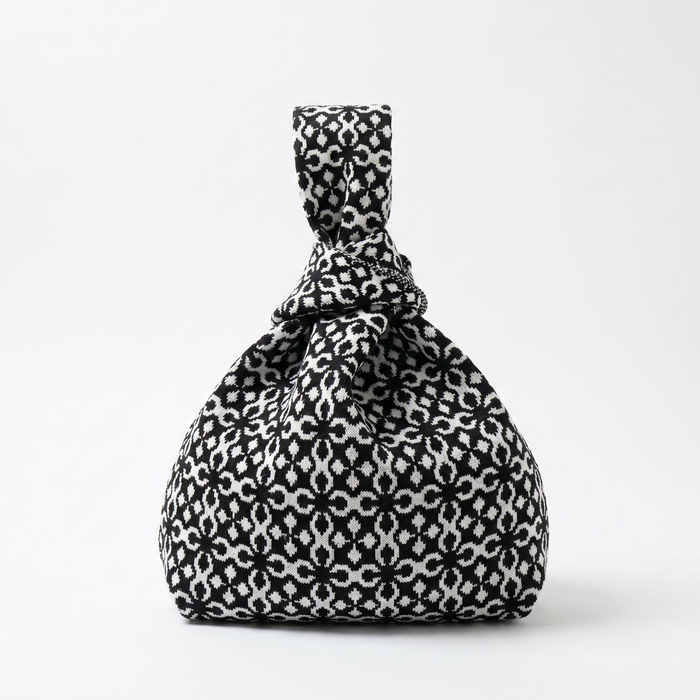 The Black Solitaire Handbag A Bag Concept