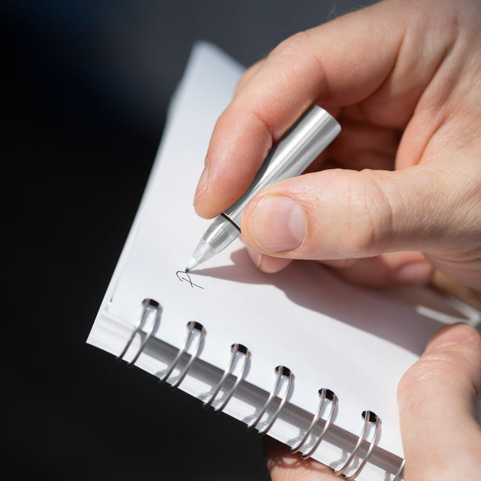 The Field Mouse (Metals) – refillable travel pen