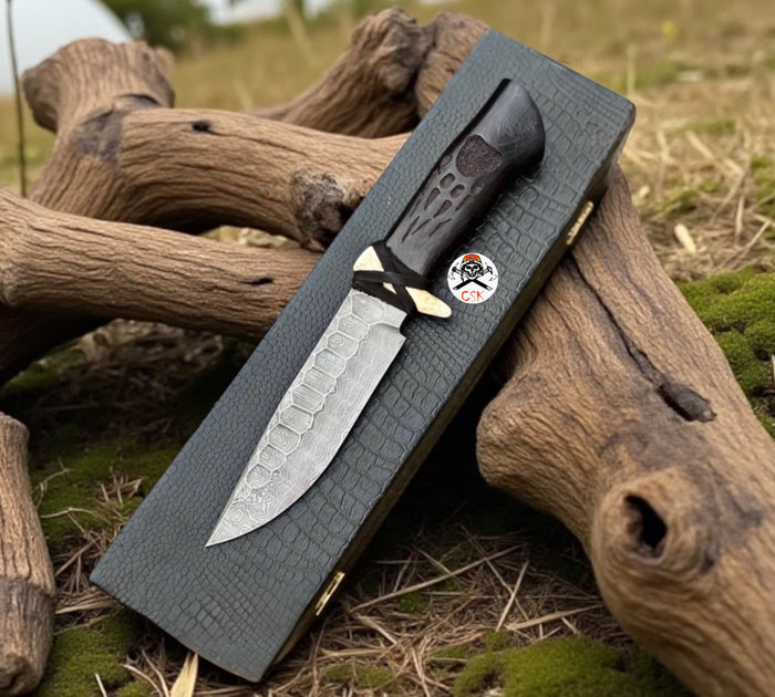 The Serpent Fang – Hand-Forged Damascus Hunting Knife with Carved Handle cskforged