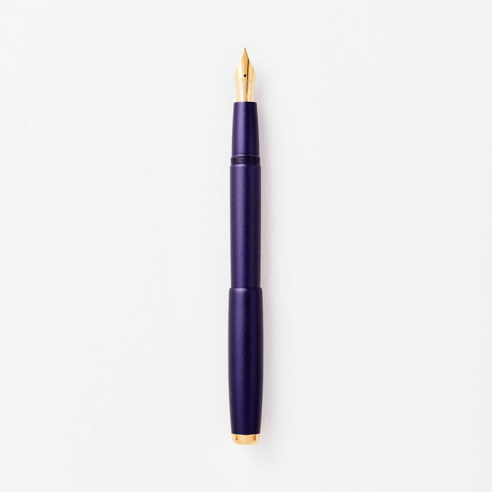 Iris / Fine (Gold) / Standard