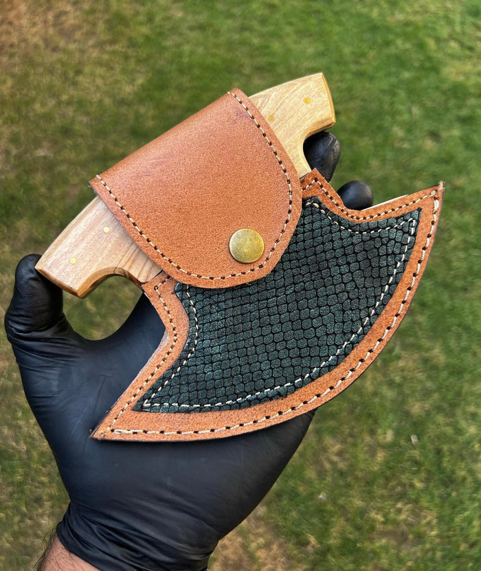 Unique Custom Made J2 Steel Ulu Knife cskforged